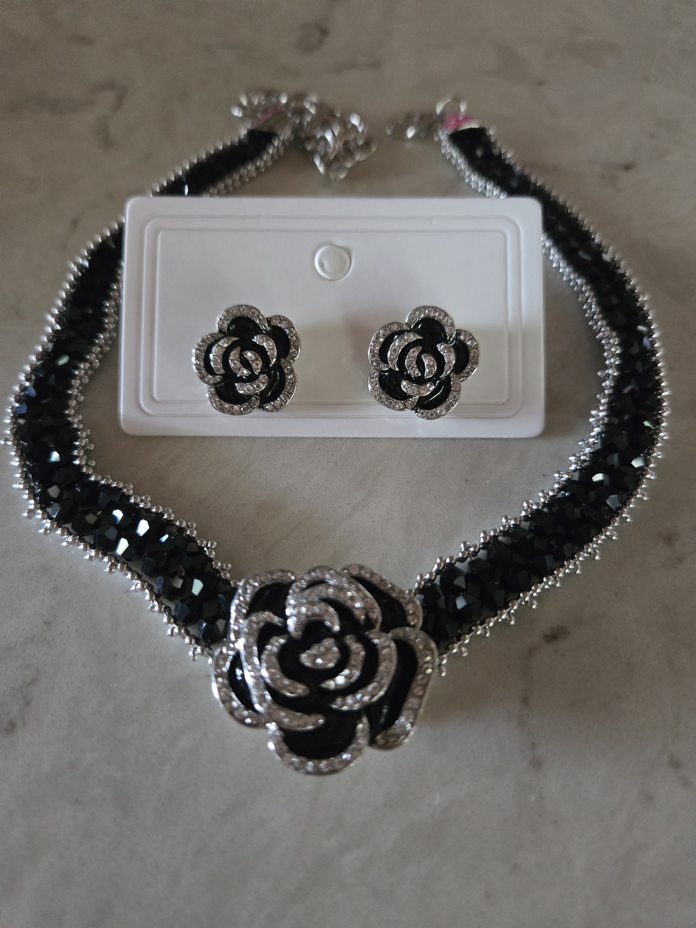 Black Rose Crystal Choker & Stud Earrings Set - Elegant Women's Jewelry
